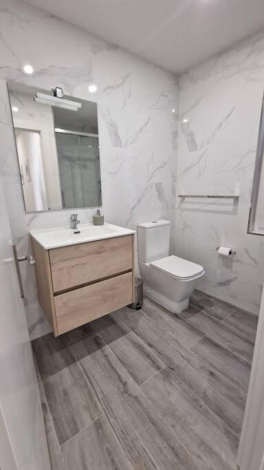 Apartamento Aires De Tineo Oviedo Esterno foto